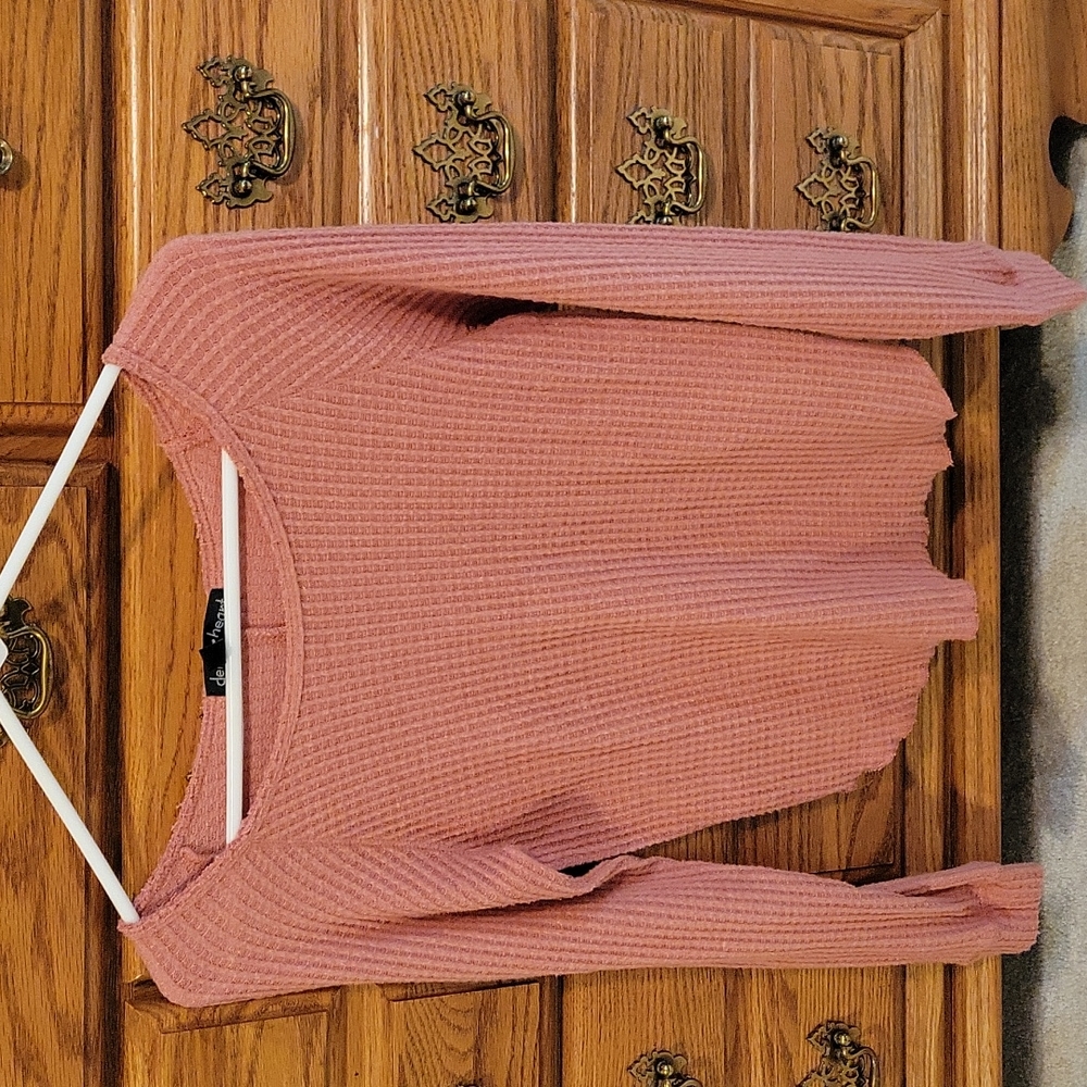 Derek Hart super soft waffle shirt size small